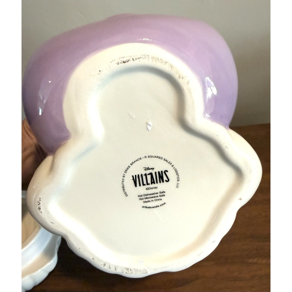 Ursula Little Mermaid Figural Ceramic Cookie Jar Disney Villains - Picture 8 of 8